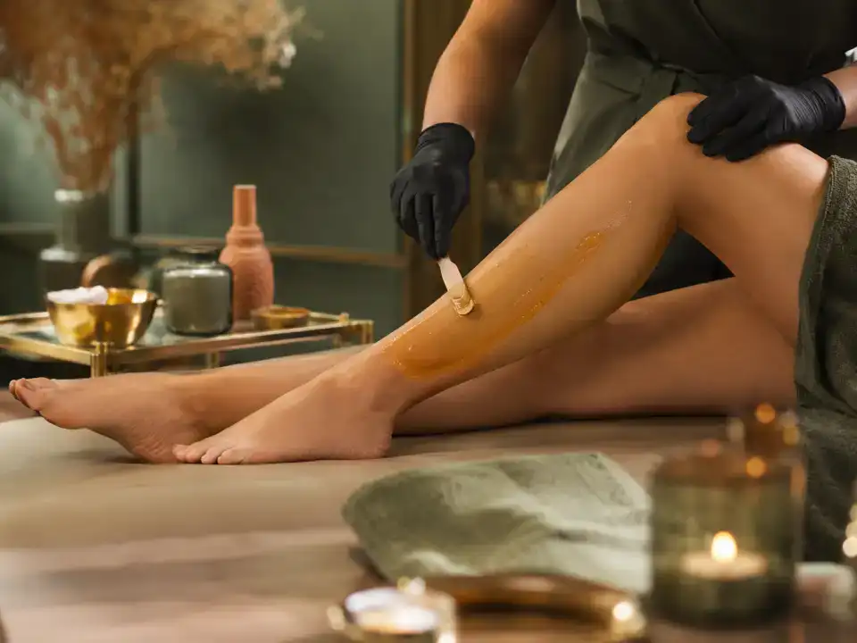 Half Legs Fruit Wax treatment at Fayna's Beauty Studio Islamabad