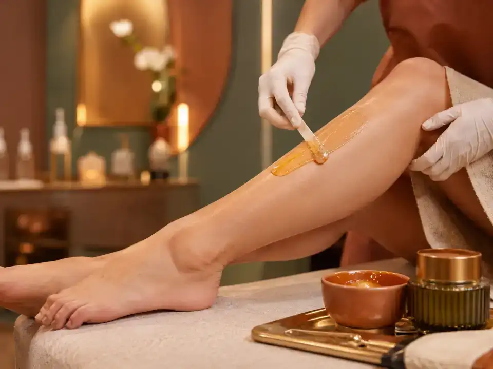 Full Legs Fruit Wax treatment at Fayna's Beauty Studio Islamabad